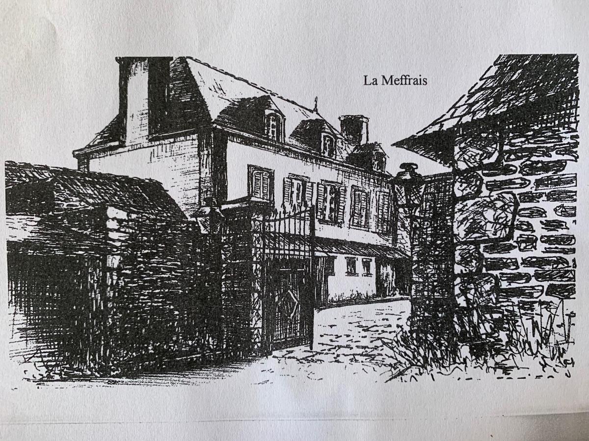 La Meffrais 1741 Bed & Breakfast ดีน็อง ภายนอก รูปภาพ